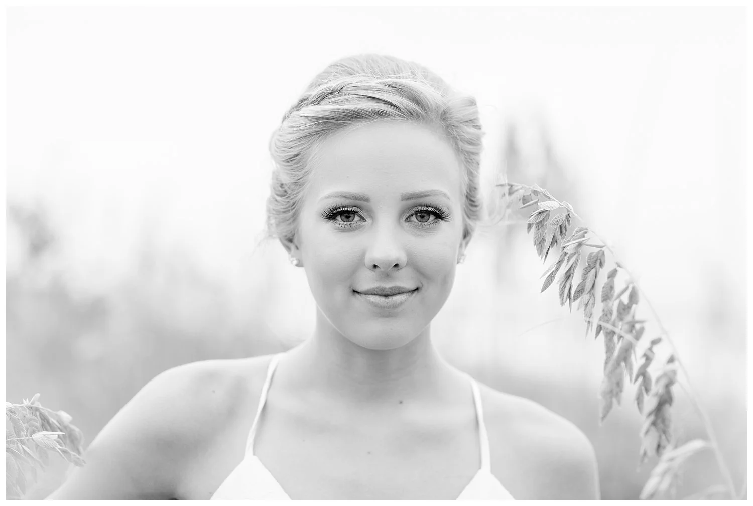 elovephotos+back+bay+soft+and+romantic+beach+bridal+session_0845.jpg