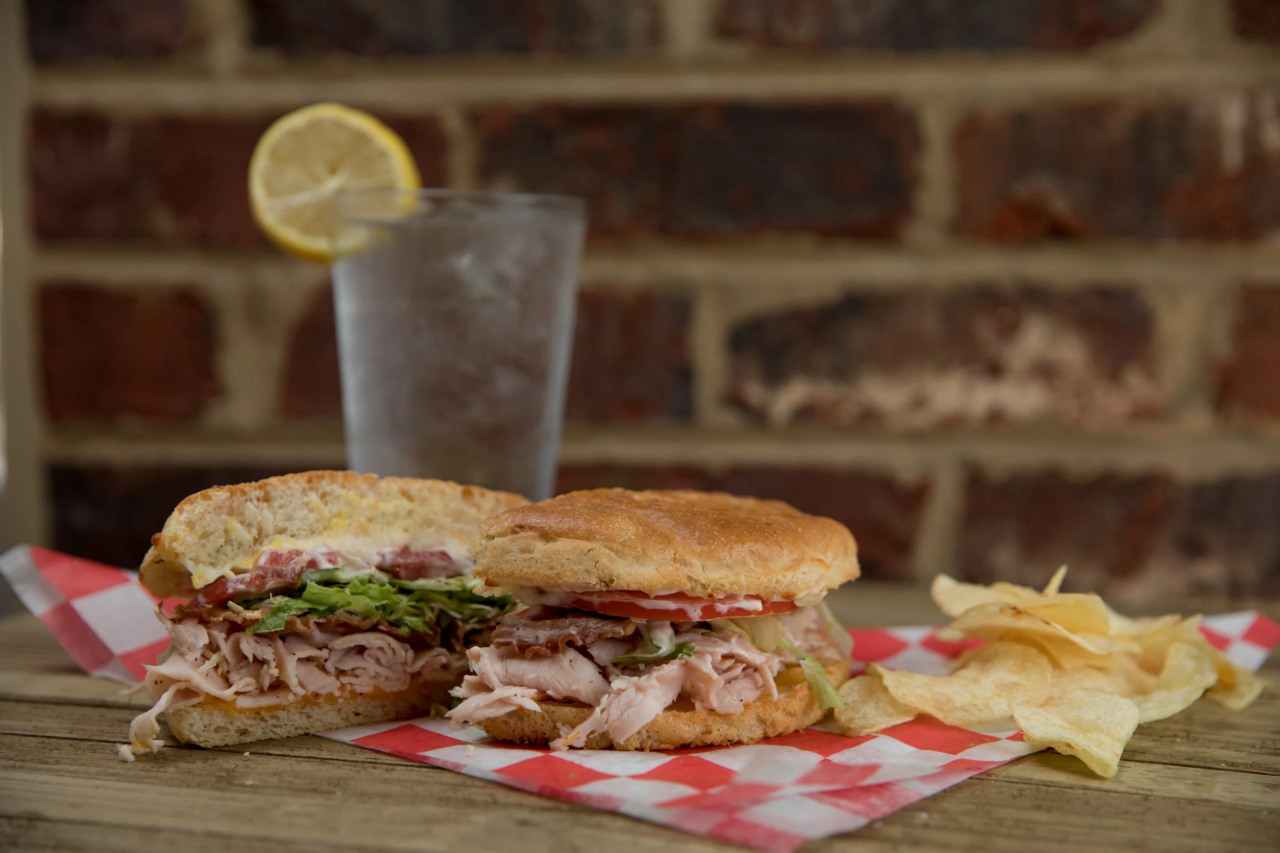 Larry's Deli_-352.jpg