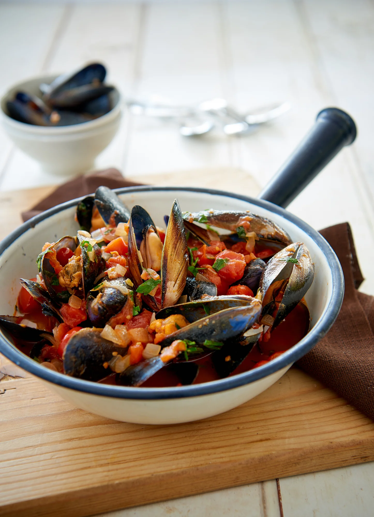 Mussels in tomato and garlic 0001 1.jpg