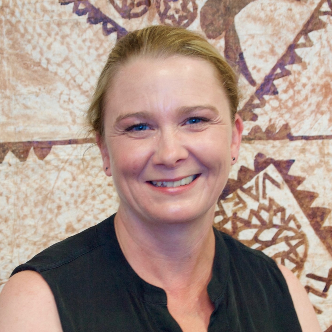 Nicola Caunter A lawyer by training, Nicola has a broad range of experience in the education, justice and health sectors involving Government, in-house and general private practice. She says she is motivated by a desire to help people make the most of themselves and their families.
