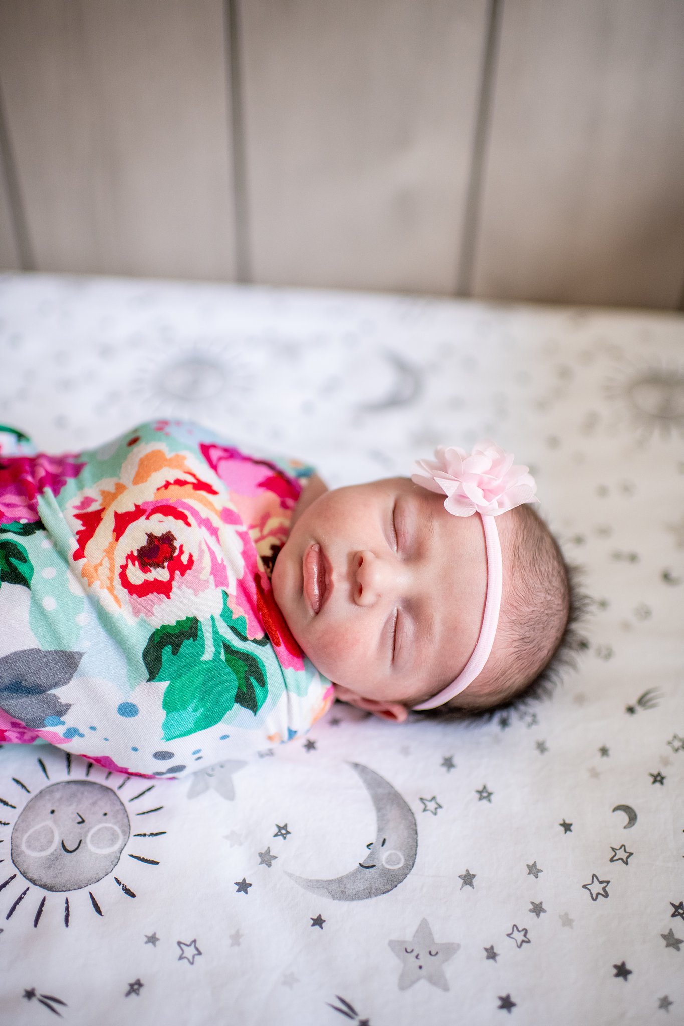 detroit lifestyle newborn photography-3.jpg