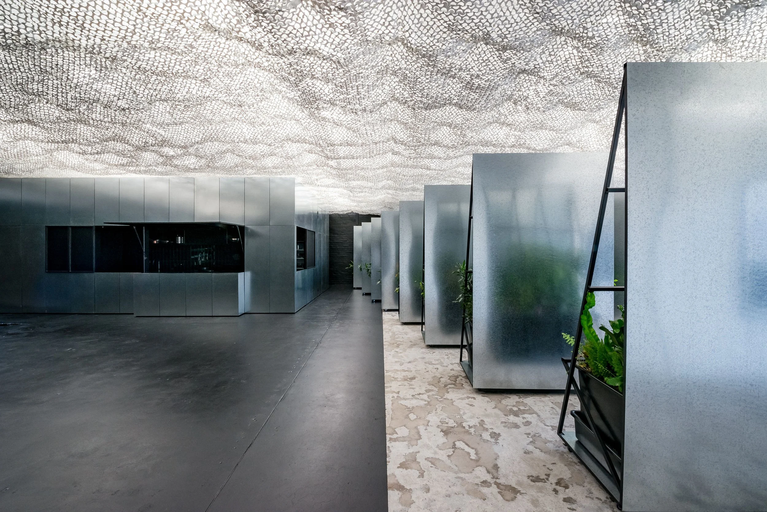 Space & Time Russell & George Gallery 02.jpg