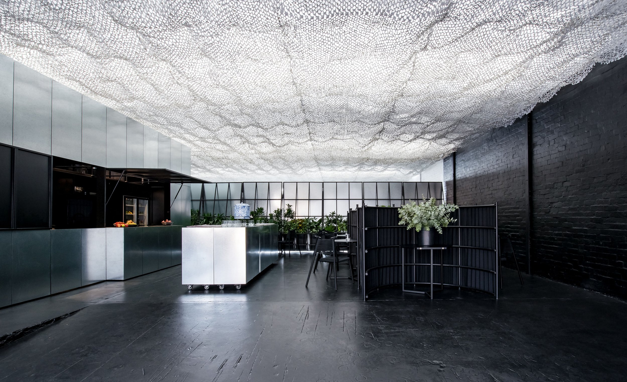 Space & Time Russell & George Cafe 02.jpg