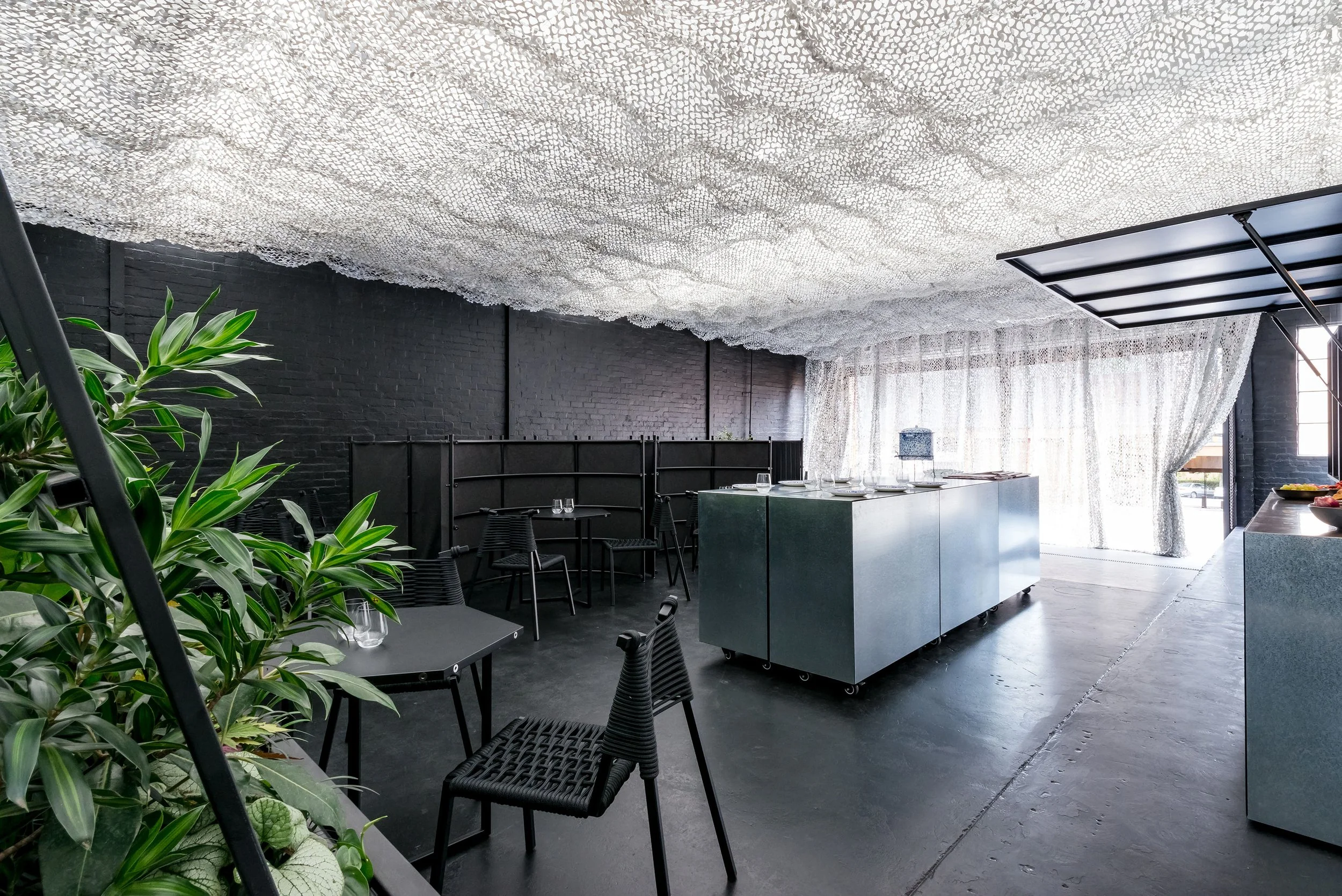 Space & Time Russell & George Cafe 07.jpg