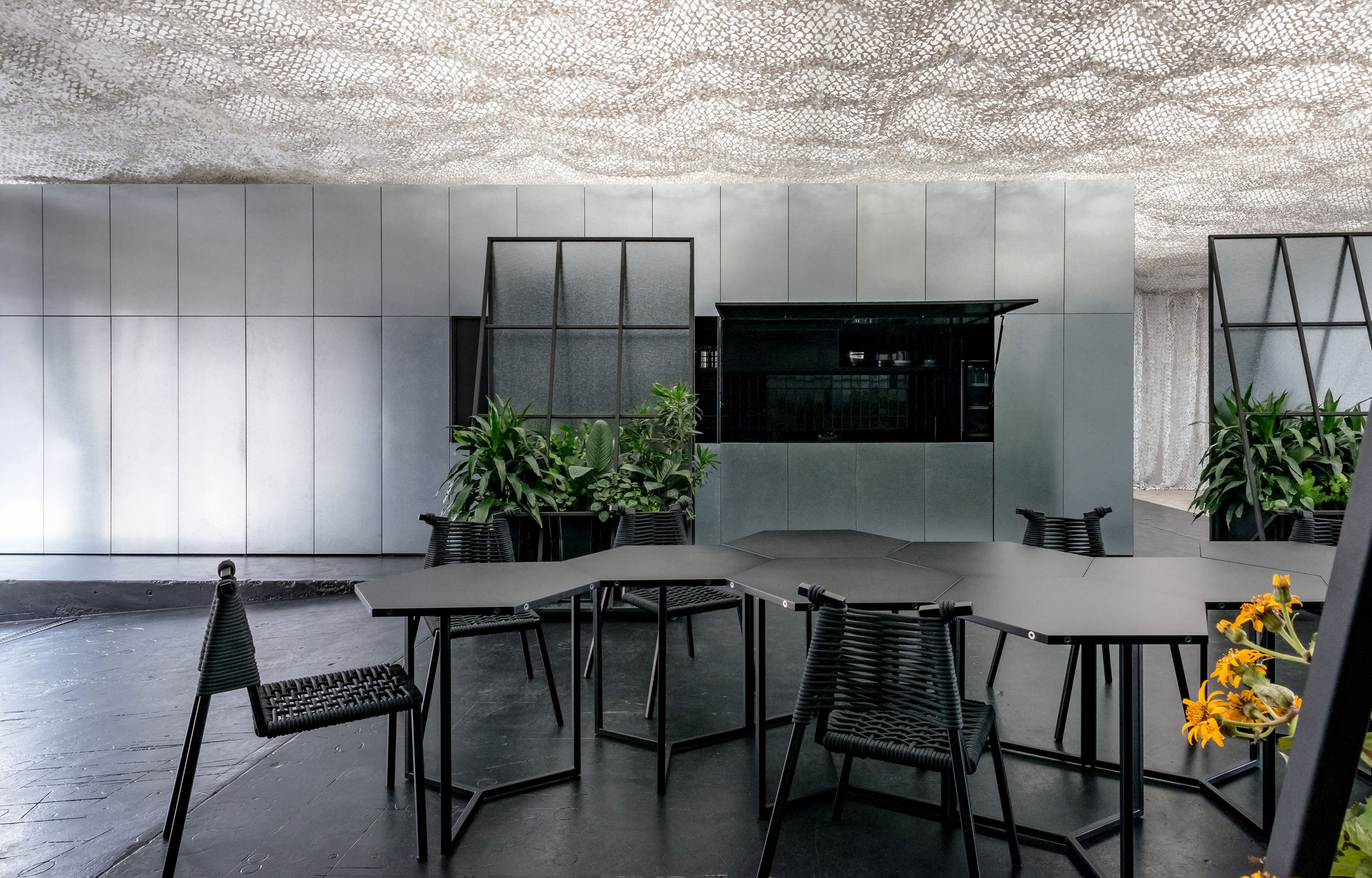 Space & Time Russell & George Workspace 06.jpg