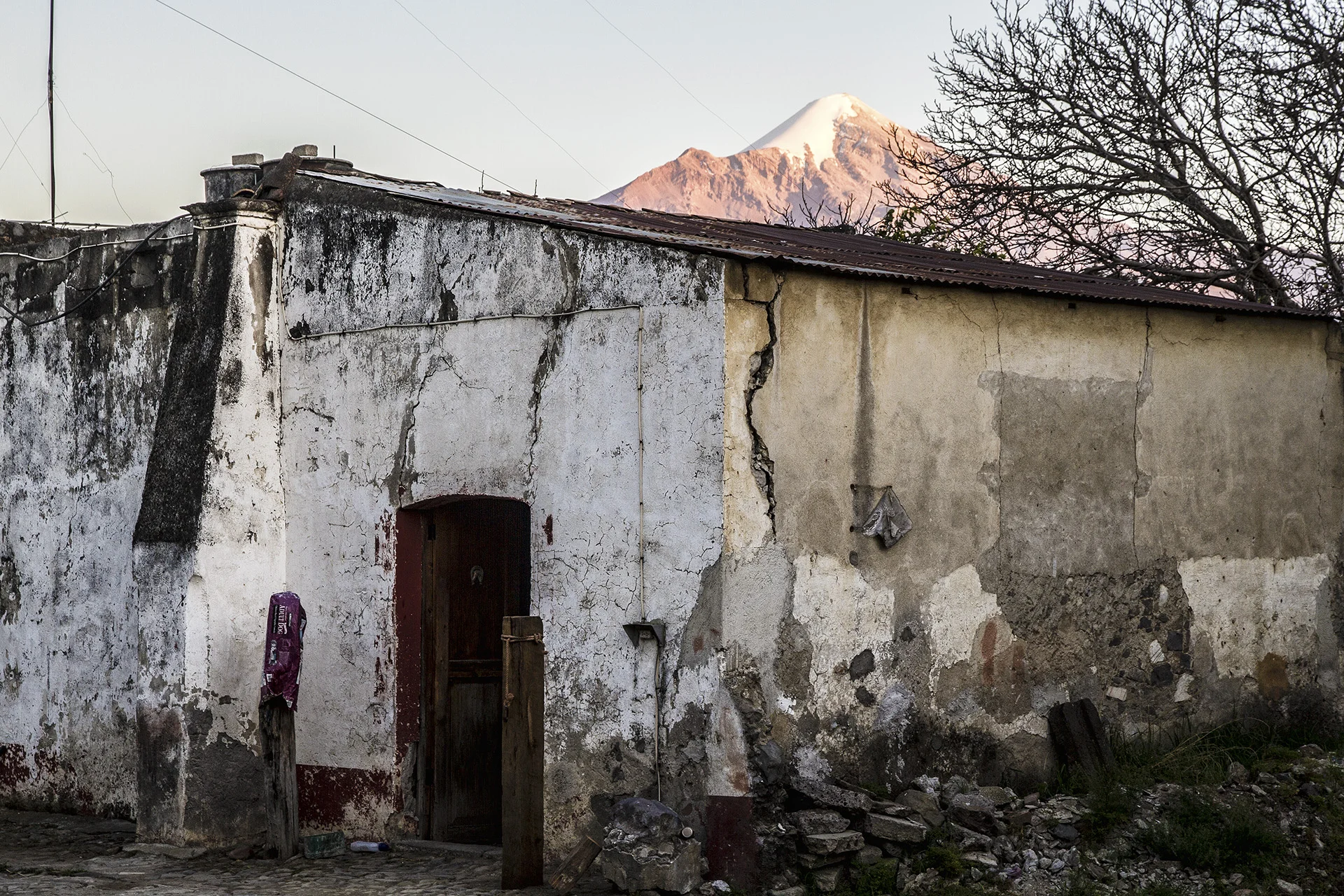 Dr. Reyes’ lodge has impressive history and provides great views of our objective, Pico de Orizaba, as the sun dips toward the horizon.