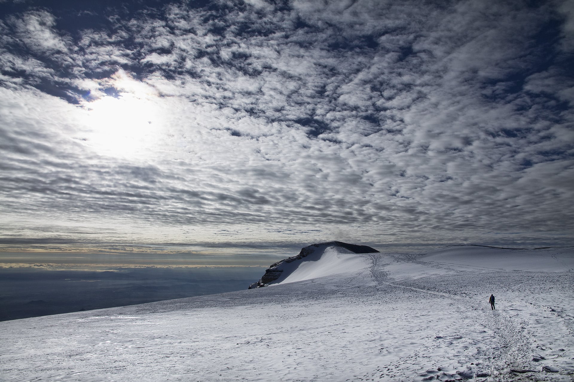  The summit is in the bag. We commence our retreat back across the glacier. &nbsp; 