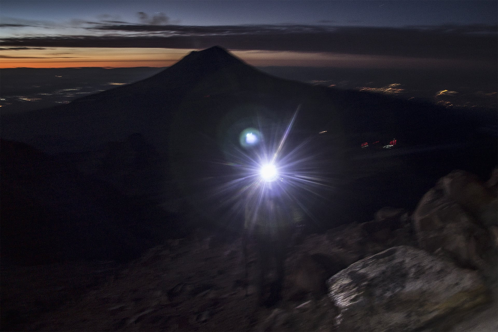  All night I am slightly perturbed by the story told to me by the hotel manager the day before. It was only 7 months ago that several men disguised as climbers and armed with shotguns assaulted and robbed a group of climbers in the very hut that I am