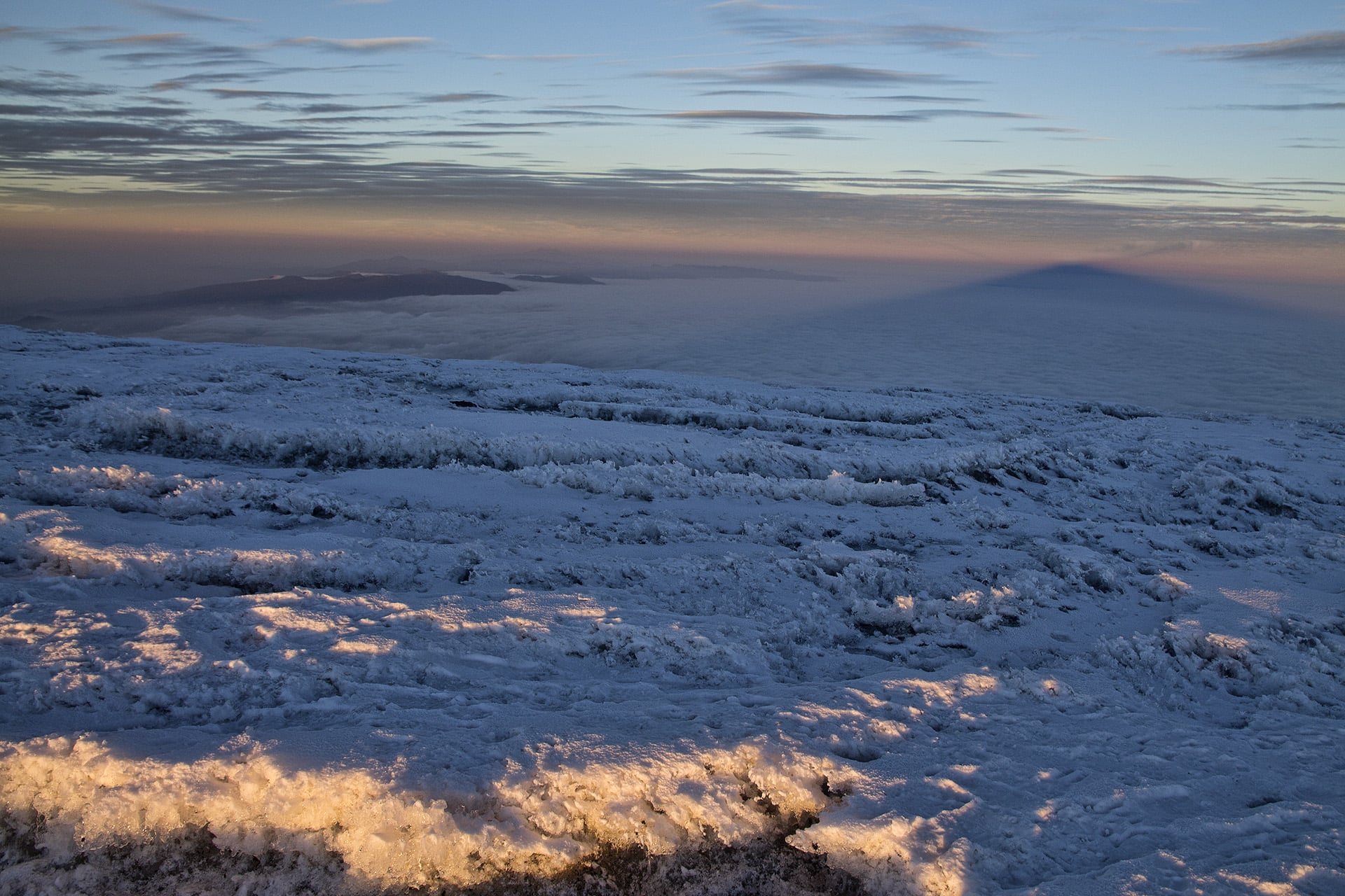  A sea of cloud is the perfect canvas upon which to project one’s shadow.&nbsp; 