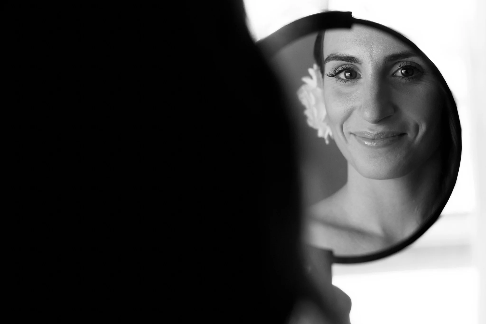 bride in mirror.jpg
