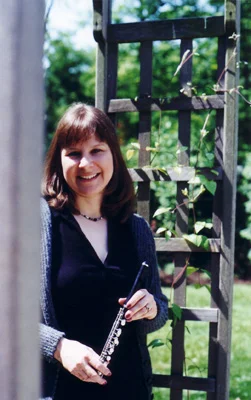 Lois Herbine headshot