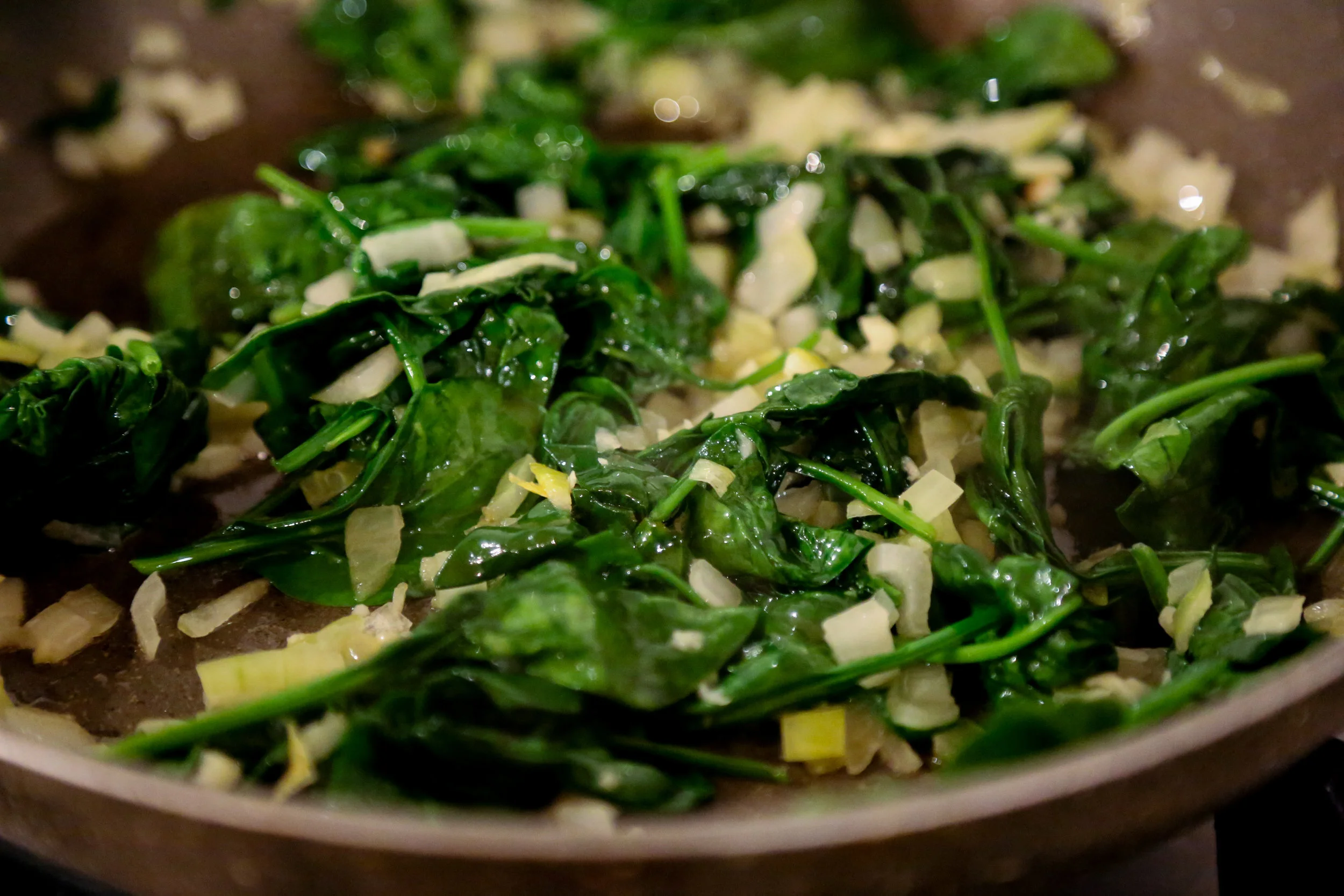 spinach leaves.jpg