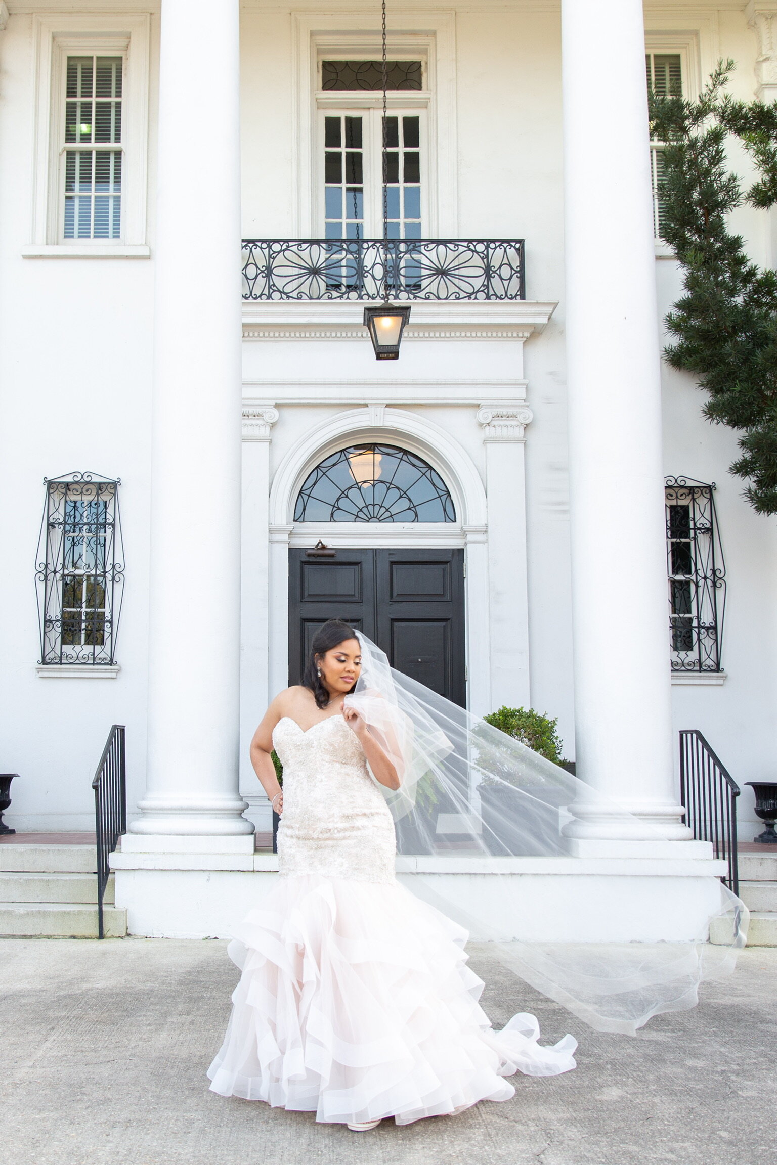 Award winning best Baton Rouge New Orleans Photojournalistic documentary professional wedding photographer videographer photo booth