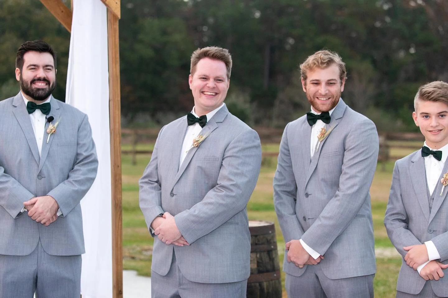 Nothing like seeing your bride walk down the aisle. ⠀
⠀
#bride #groom #portraits #weddingphotographer #southernweddings #weddings #batonrougewedding #louisianawedding #neworleansbride #neworleanswedding #weddinginspiration