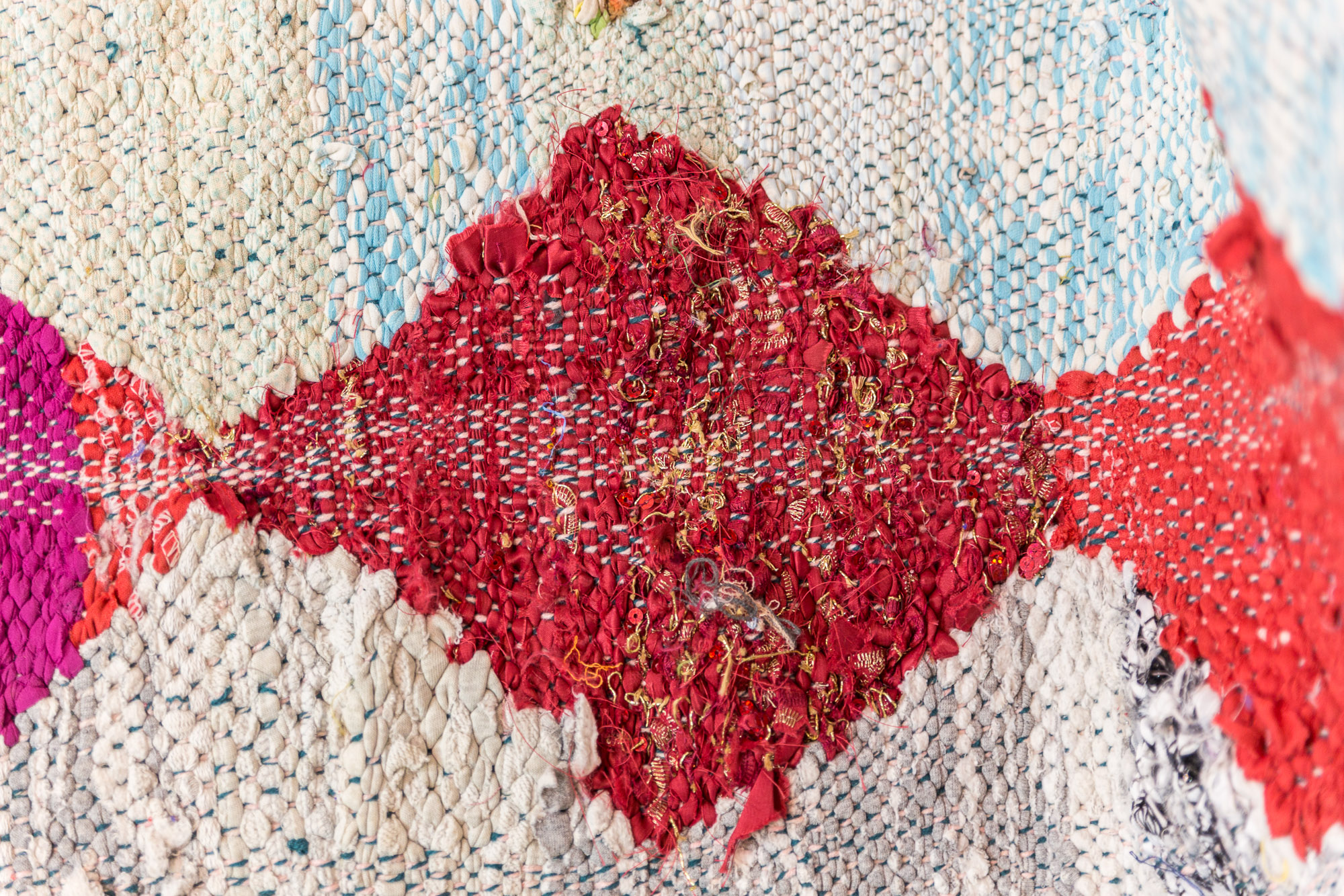 R048-1.jpg