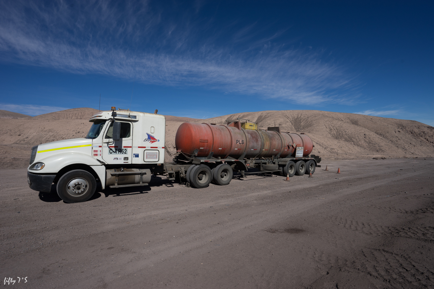 Mine route with friendly truck drivers.