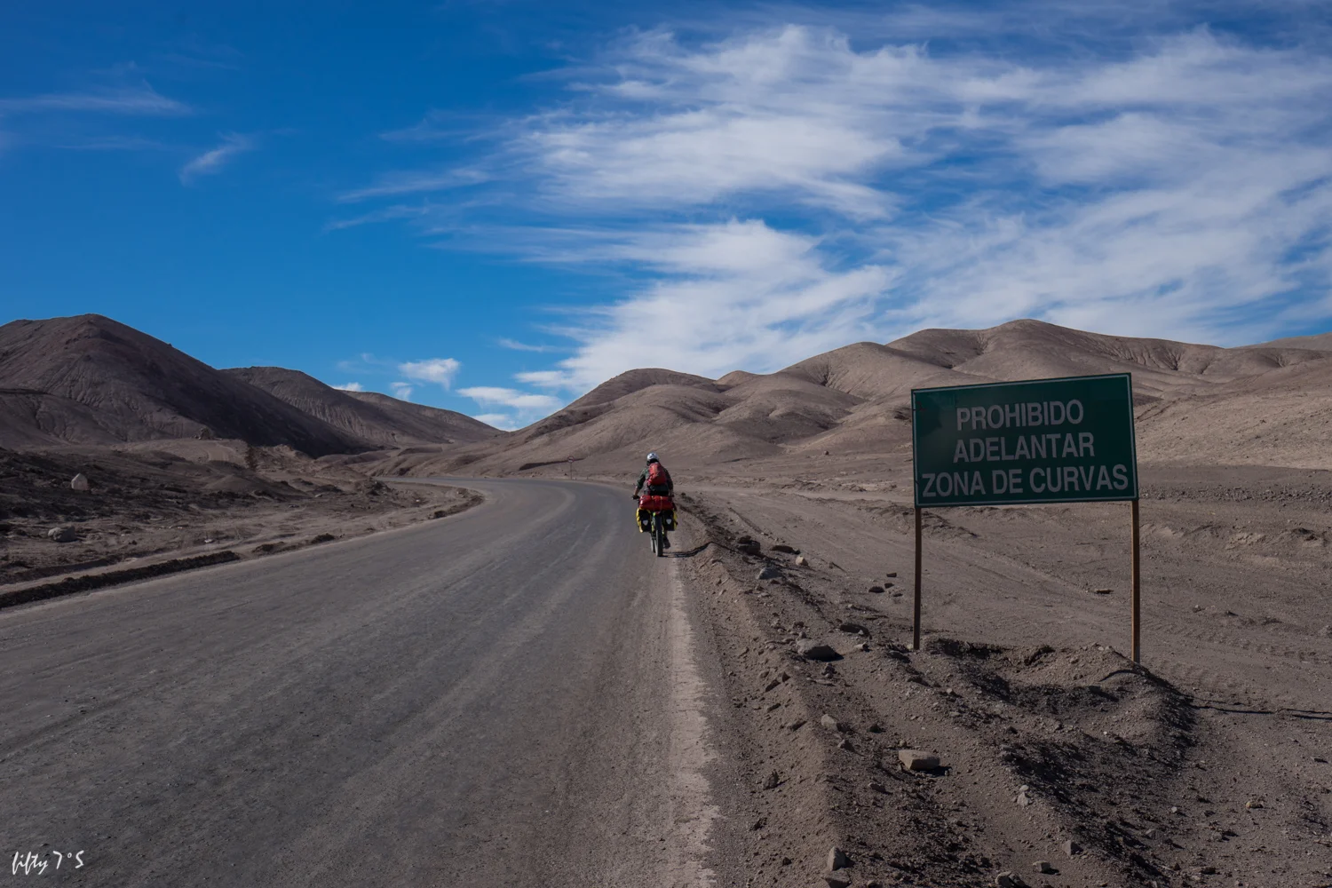 Leaving Baquedano. 10km relatively steep uphill.