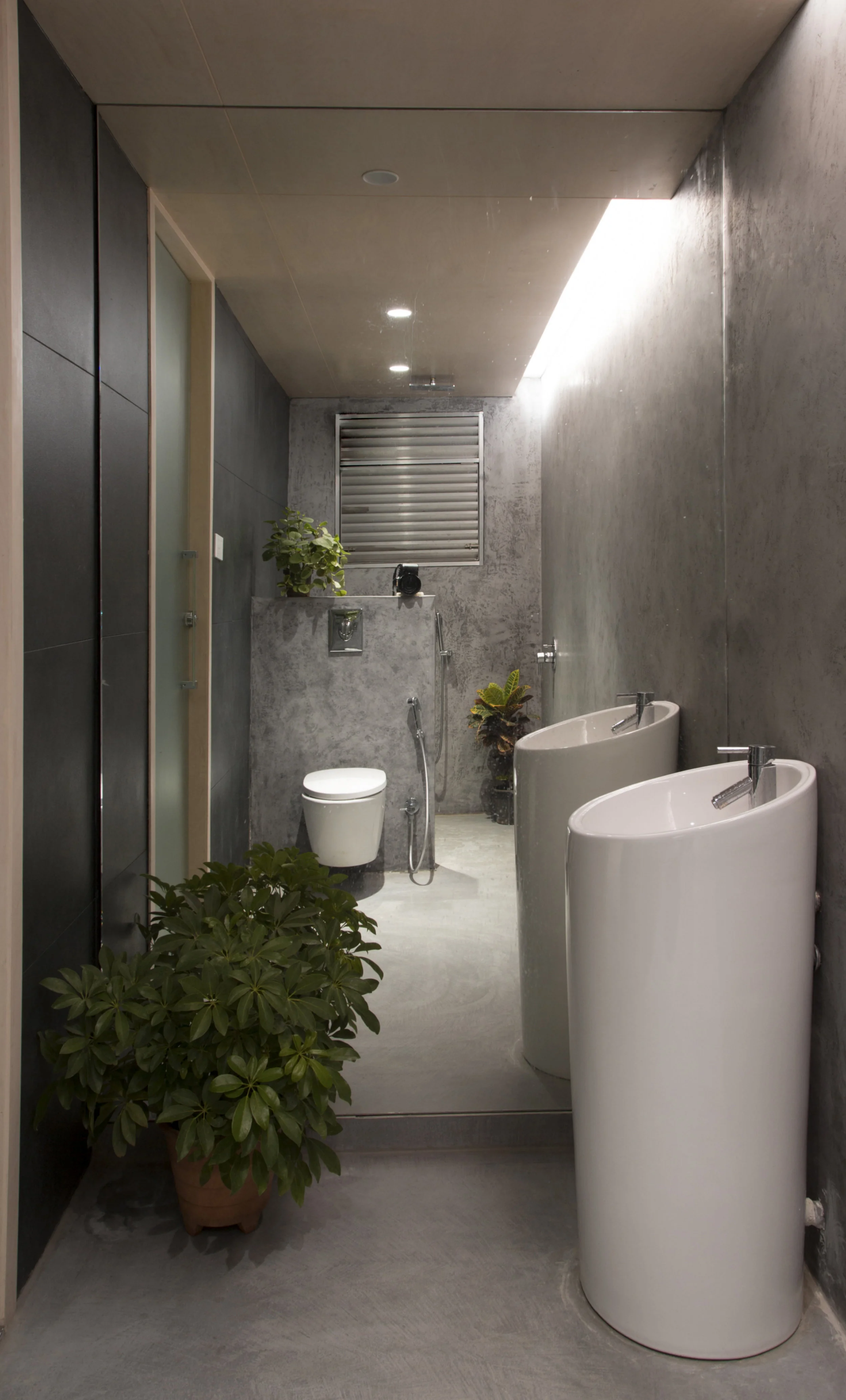 Guest bedroom - washroom - 1.jpg