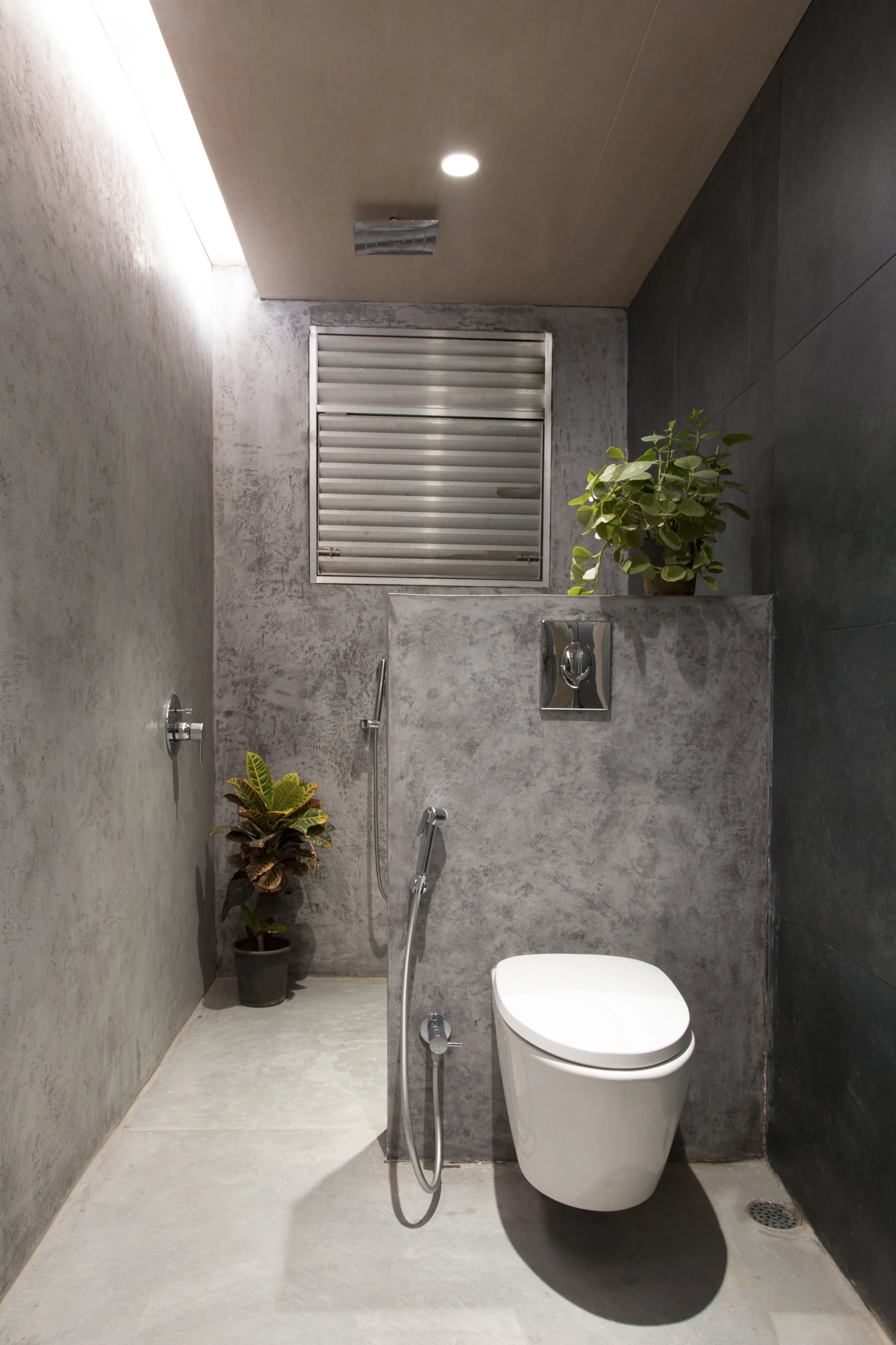 Guest bedroom - washroom - 2.jpg