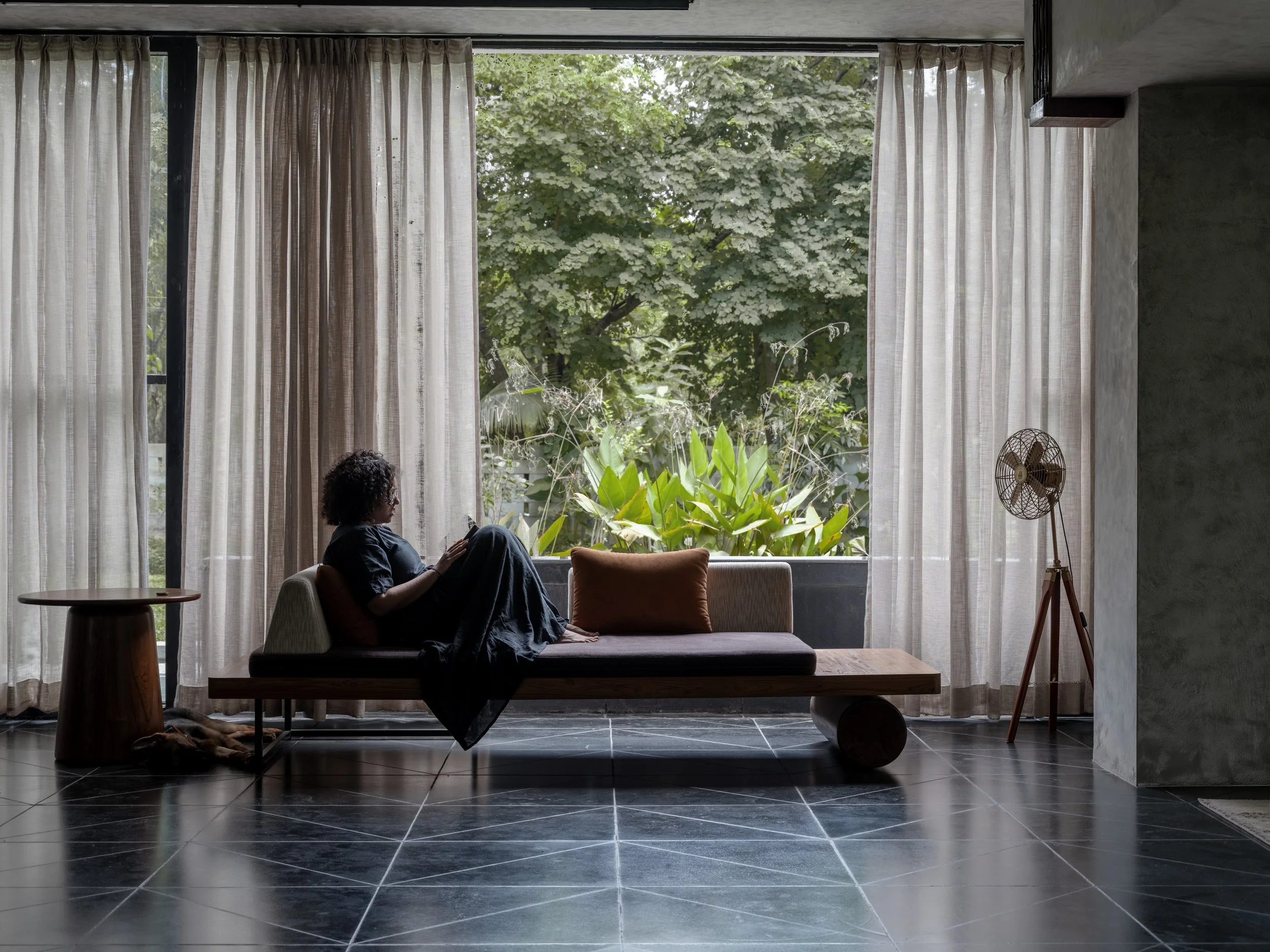 Living Area 2.jpg
