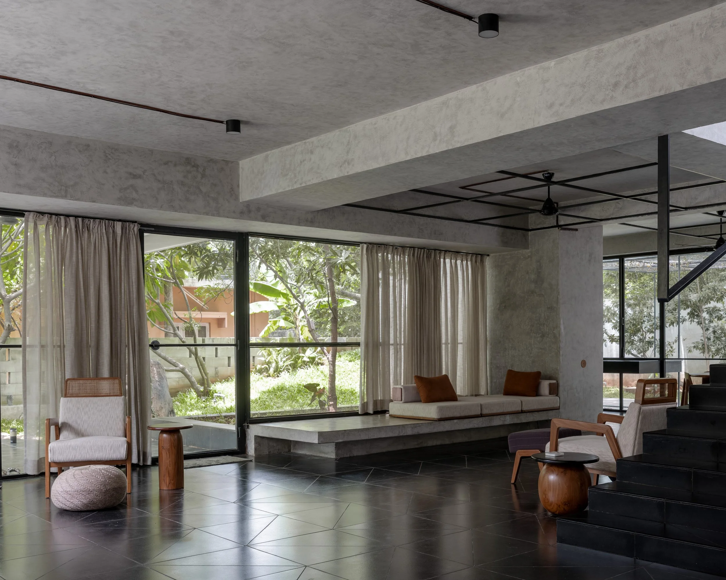 Window and Dining.jpg