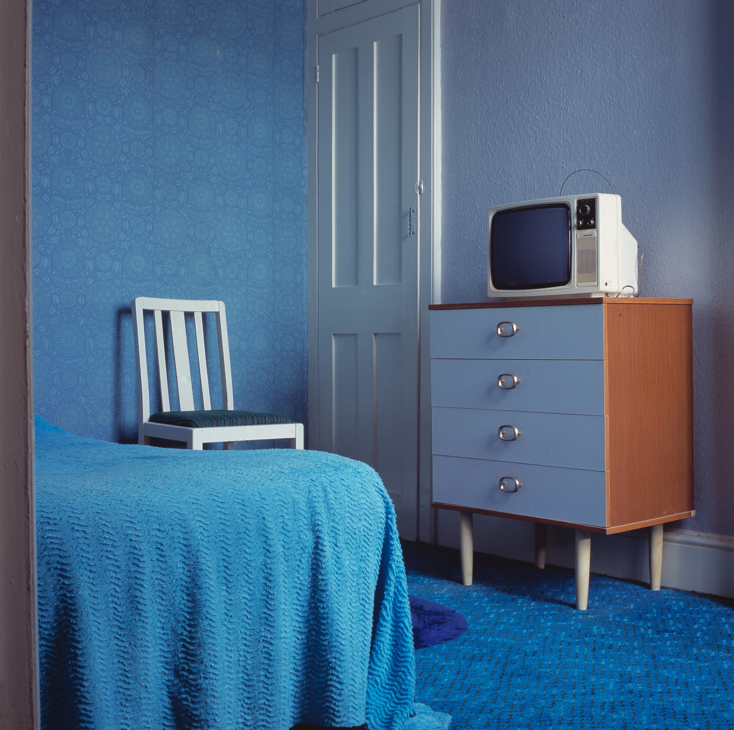 the blue room