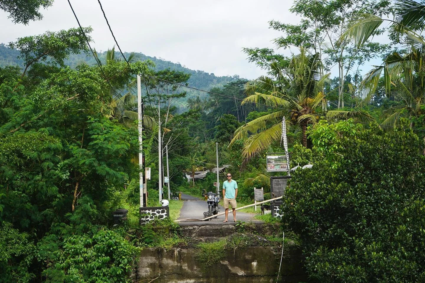 Indonesia! It has been too long now.
-
#freedom #bike #bali #love