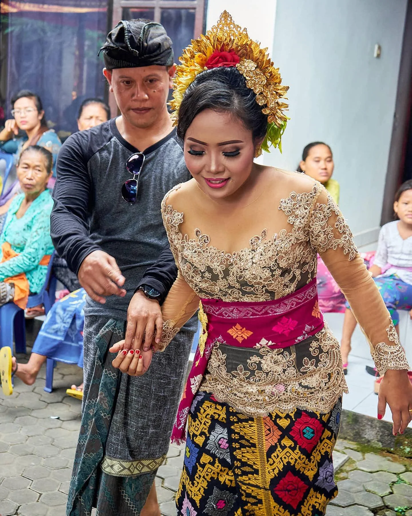 Ketut&rsquo;s wedding. 
-
#bali #wedding #balinese #balinesewedding #balinesegirl #balinesewoman #weddingphotography #indonesia #baliculture #tradition #baliceremony #gianyarbali #lace #sonket