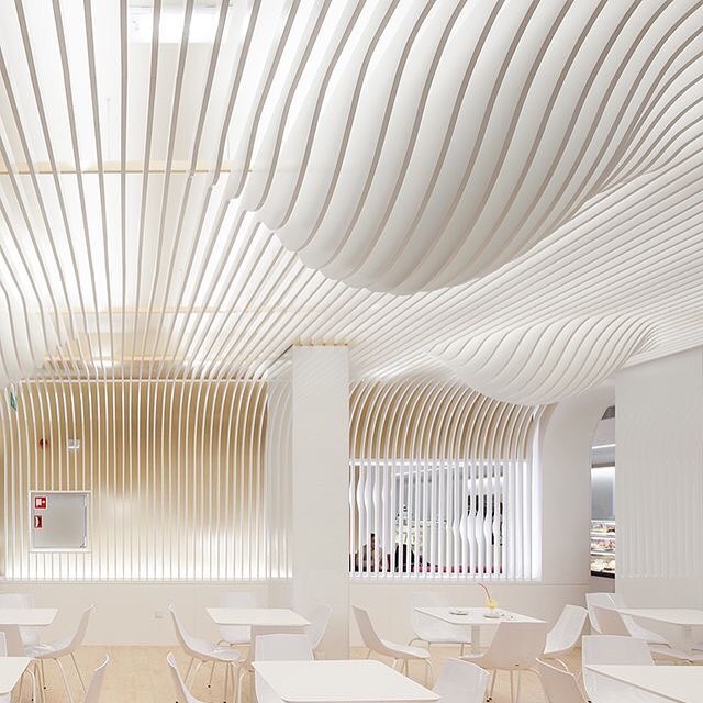 Beautiful ceiling design in bakery 
#ceiling #interiordesign #ceilingdesign #skygardens #bulkhead