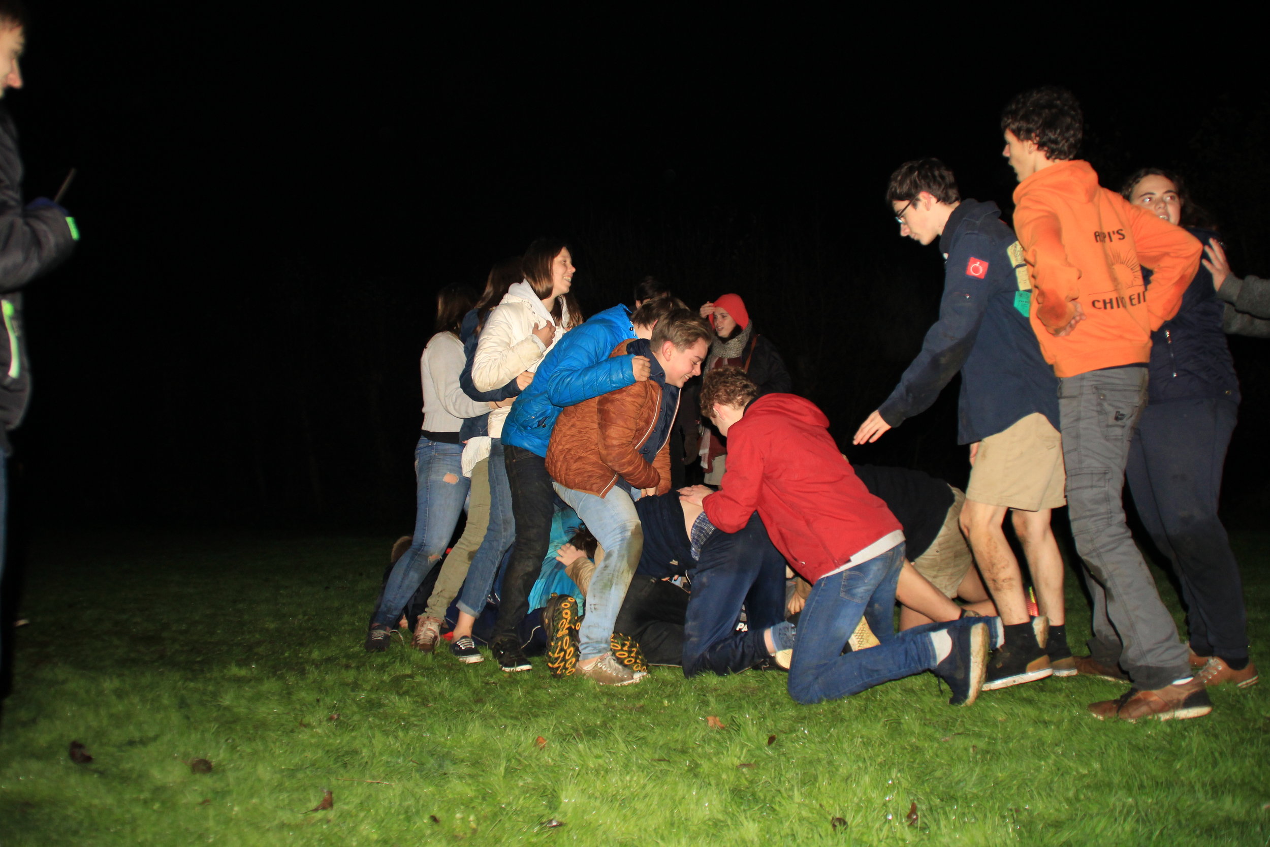 Avond-activiteit (tito's, keti's & aspi's)