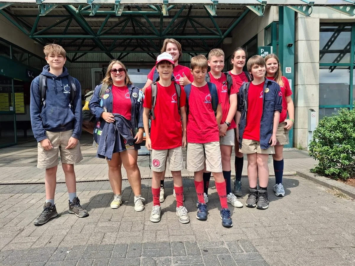 Dag 2 : de keti&rsquo;s en tito&rsquo;s zijn goed toegekomen! Ze hebben al genoten van een lekkere maaltijd en een leuke avond.