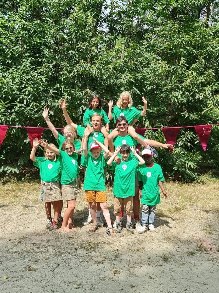 Dag 10 : het zit erop! Een kamp vol plezier, vol glimlachen en af en toe een traantje. 

We zien jullie graag terug in september. Noteer alvast 14/09 in jullie agenda, want dan is het startactiviteit!
Een datum voor de dia-avond komt er spoedig aan.
