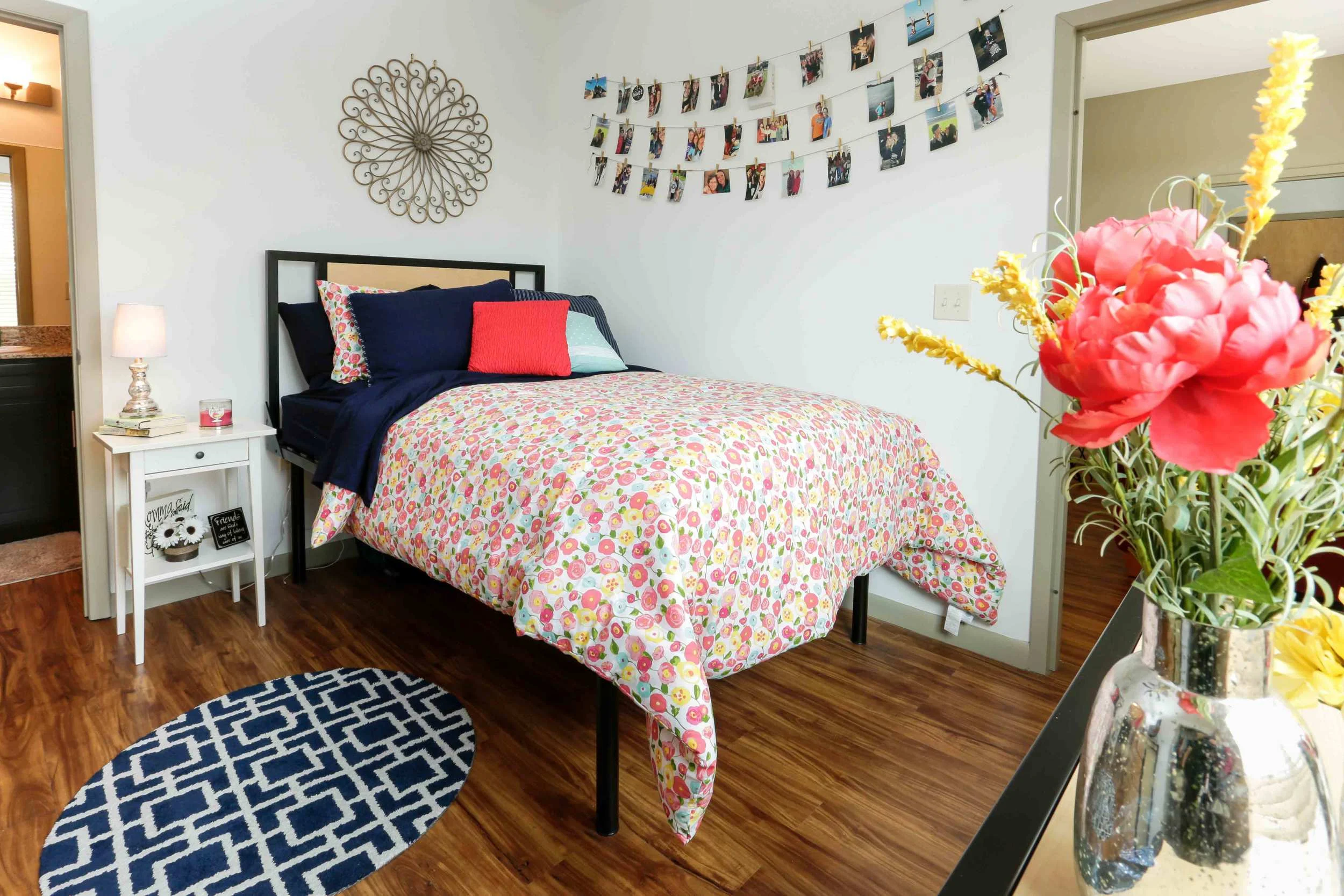 Tattnall-Square-Bedroom5.jpg