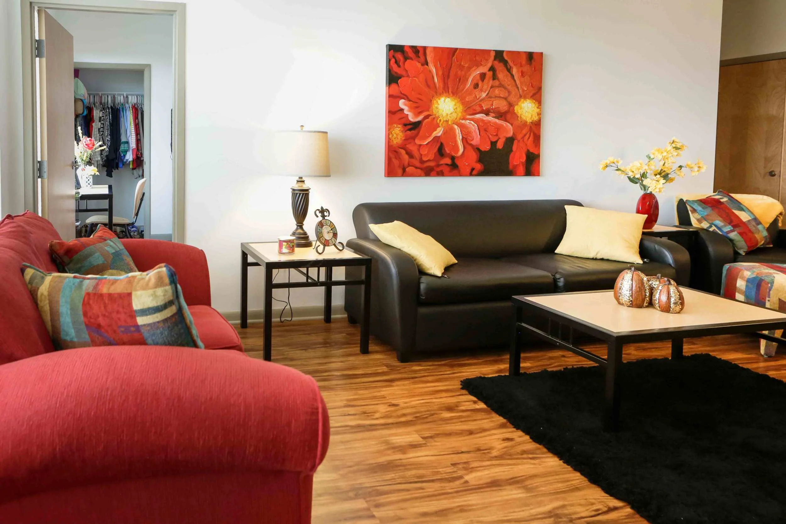 Tattnall-Square-Living-Room2.jpg
