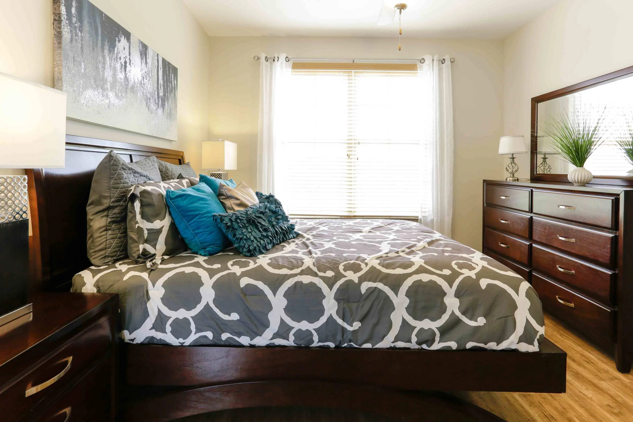 Bass Apartments