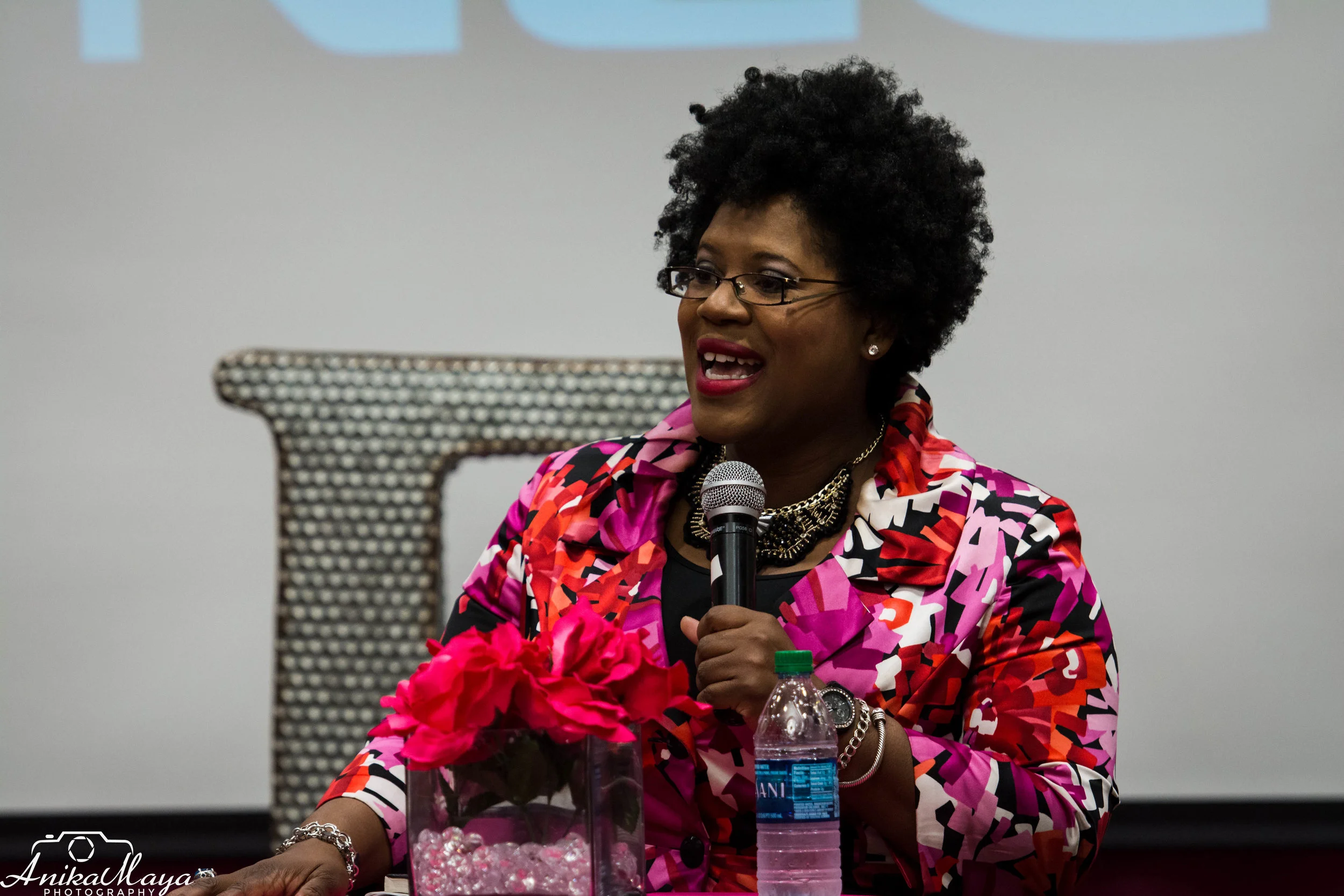 Ms. Mogul® speaks to women business-owners about real estate and wealth-building strategies.
