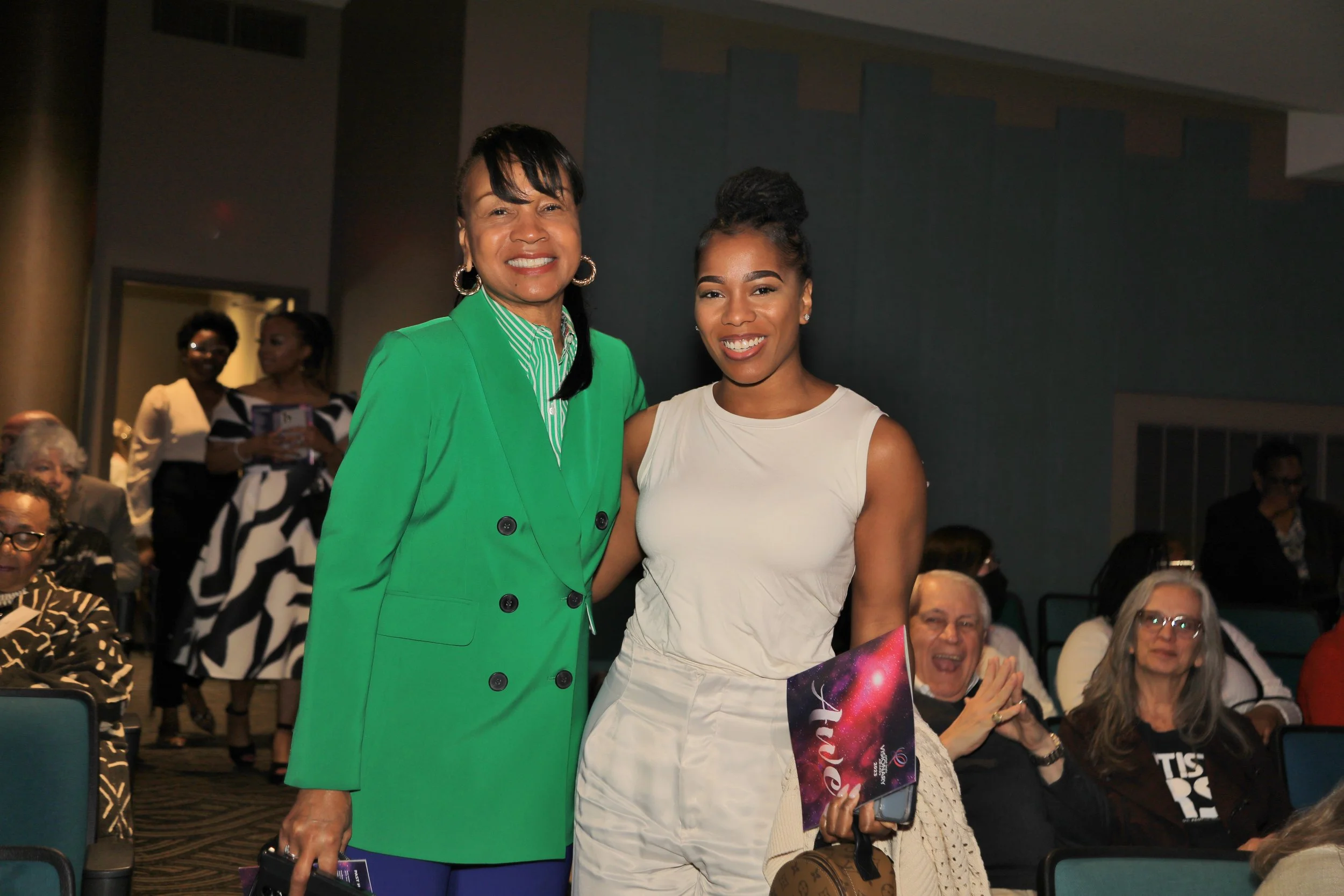 04-24-23 Visionary Awards135.JPG