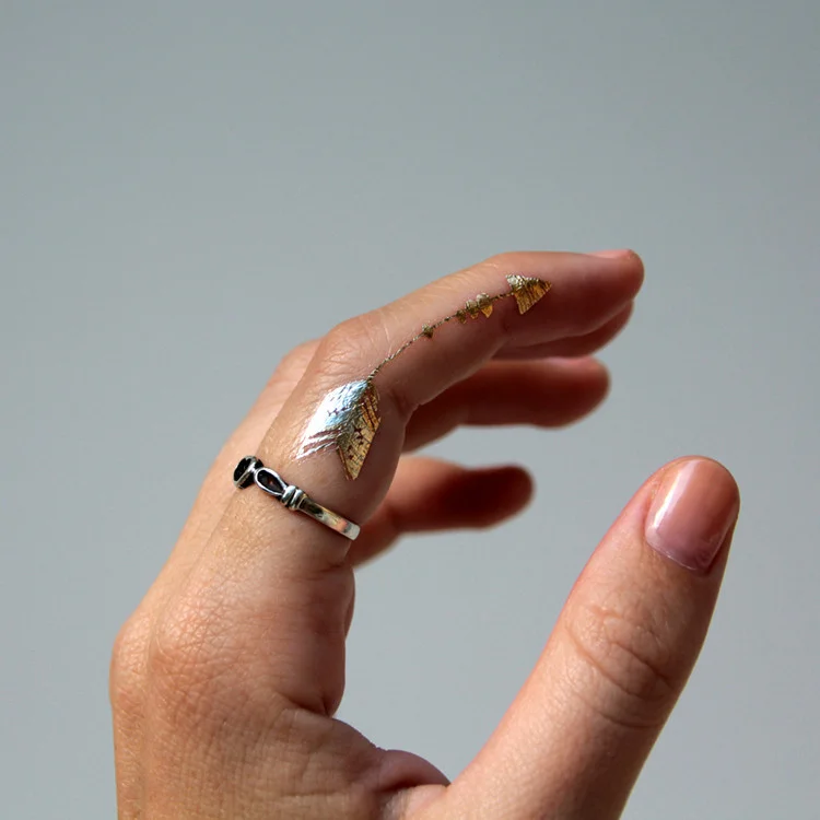 METALLIC ARROW TEMPORARY TATTOOS