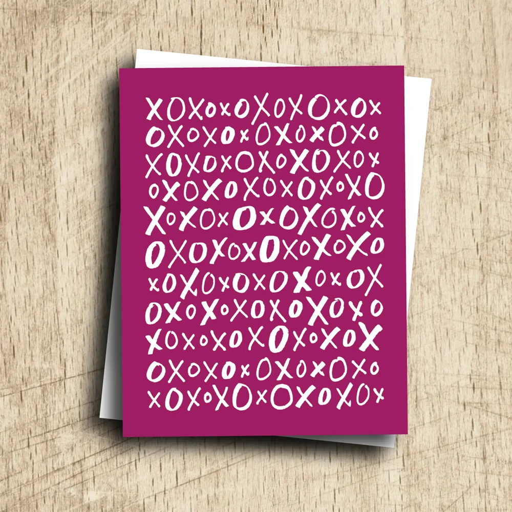 xoxomagentaphotoSQ.jpg