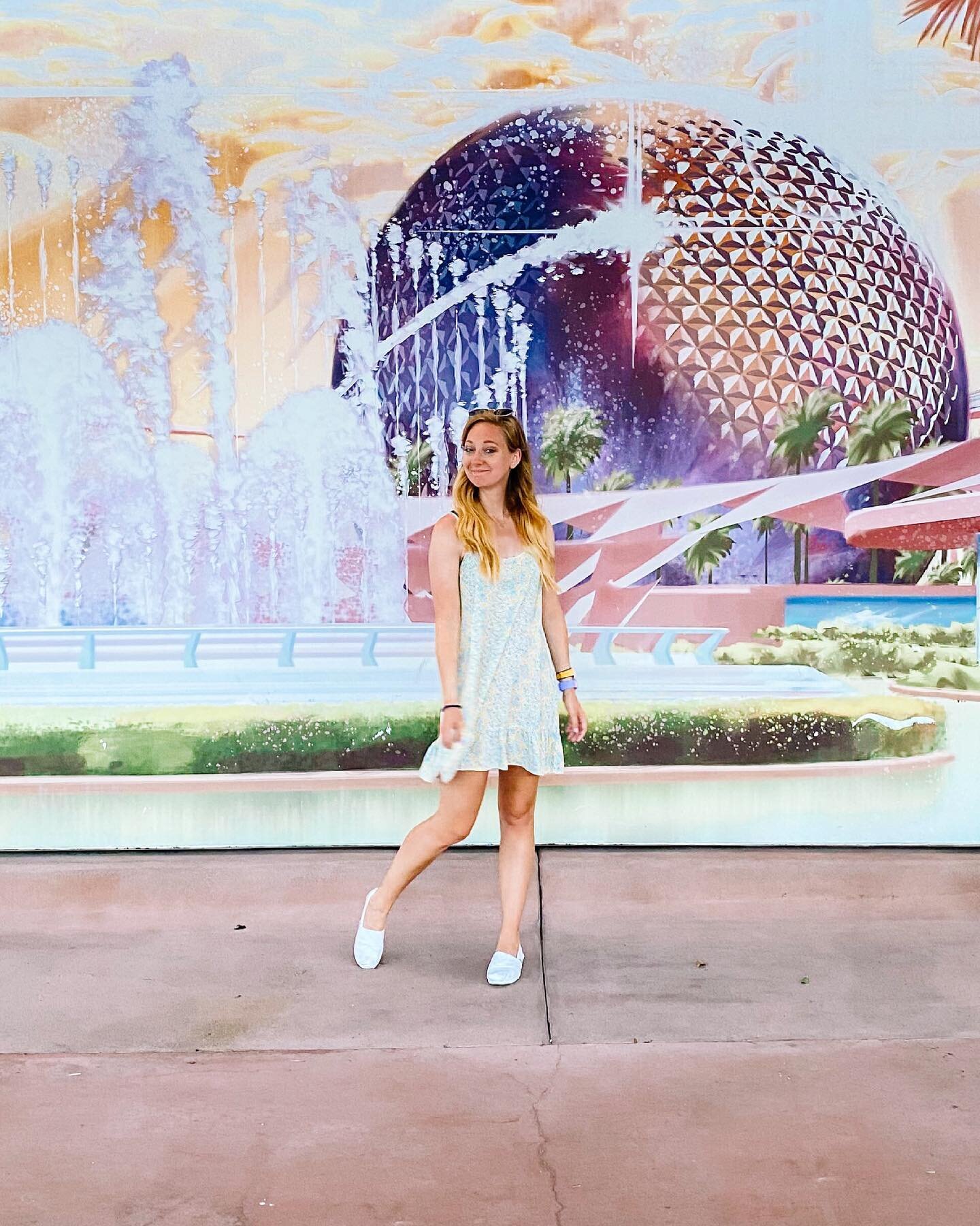 well, my crazy month and a half of running all over the place has come to an end.. but i'm just over here pretending i'm still twirling around epcot. 😉 seriously, though.. i will forever look back on this period of my life as one of the best ever. ?