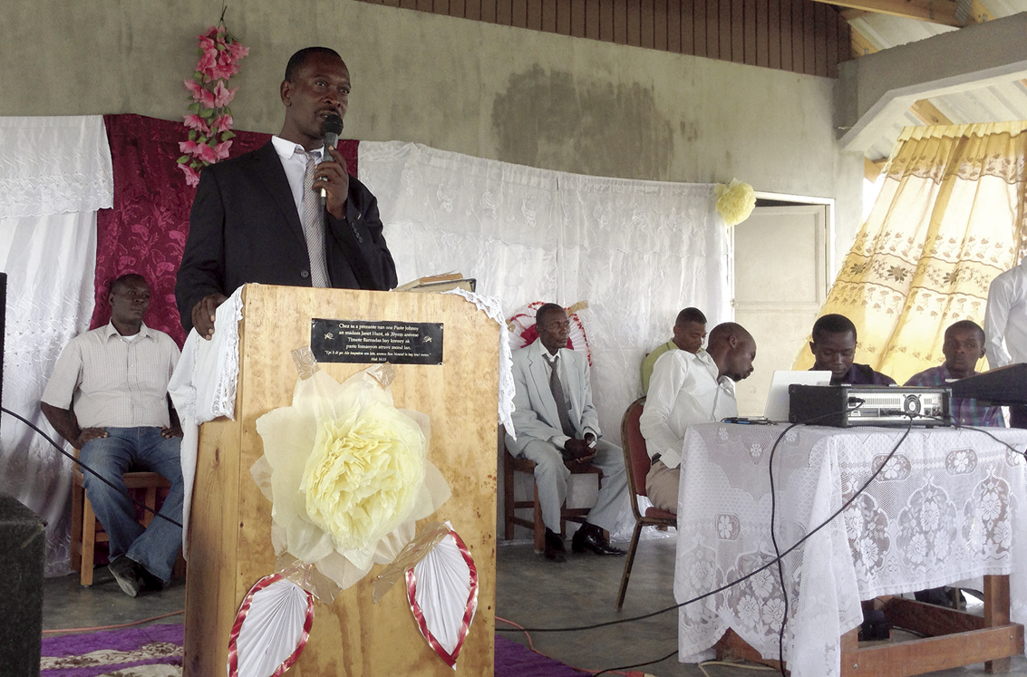 A former student of New Missions, Pastor Fednel Oscar of our Concrab church in Haiti, led the baptism festival welcoming 11 of our churches
