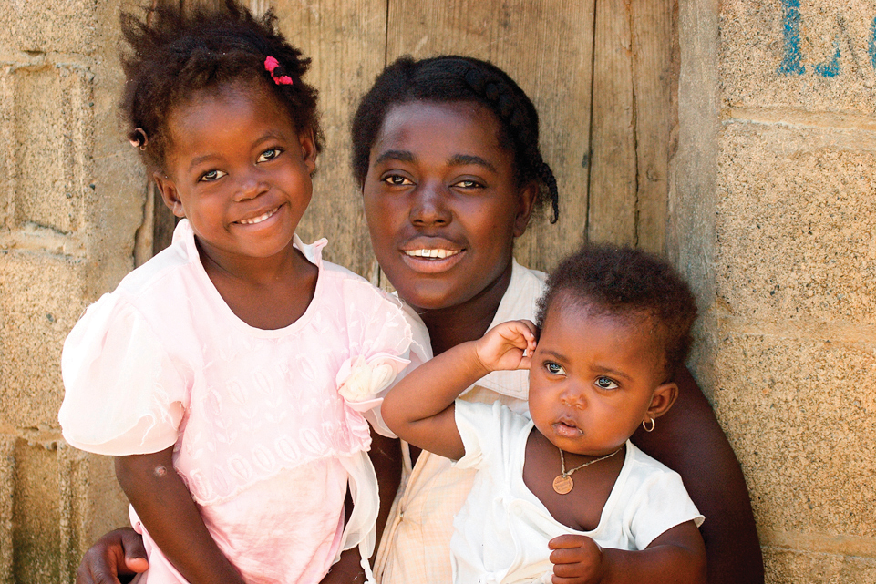 We come alongside parents to help their children grow healthy and strong.