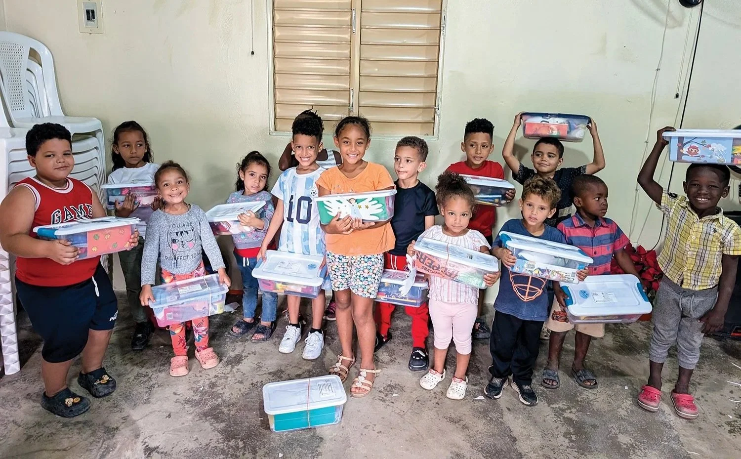 Youth Serving Others 