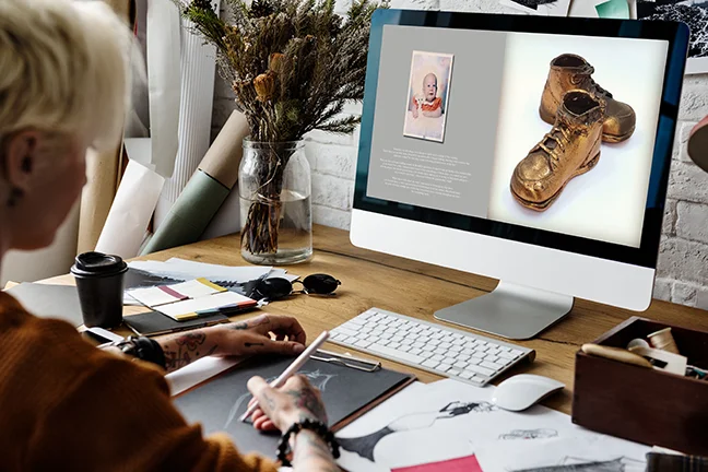 An engaging design is more inviting to get family members to read your life story book.