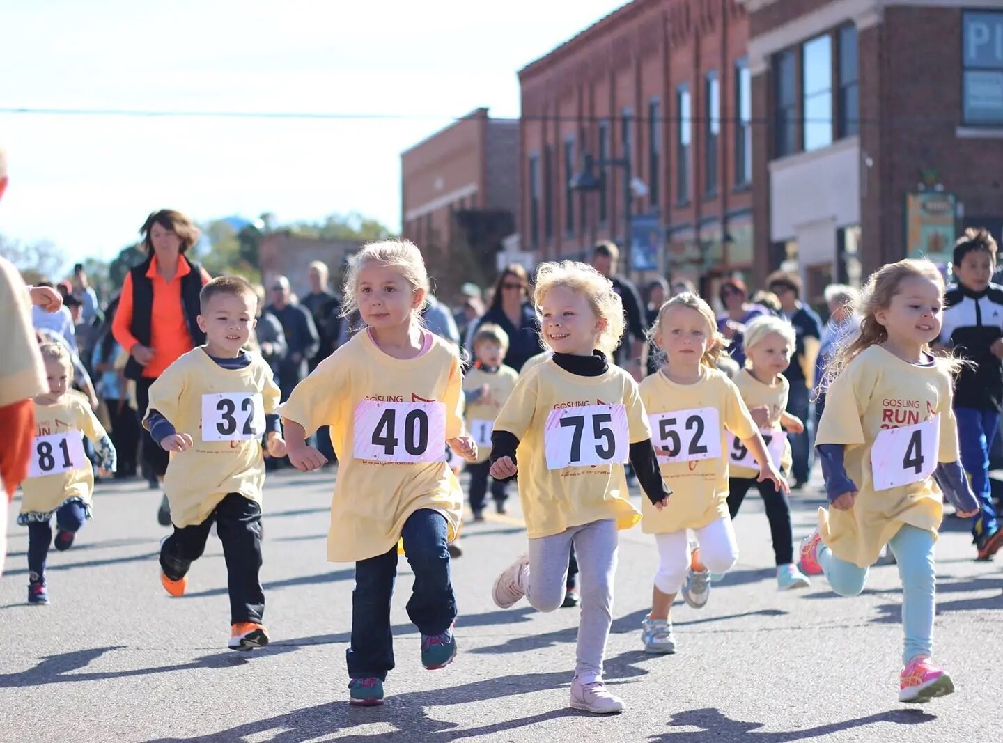 This year's gosling run has been moved to Sunday afternoon to better accommodate for those Saturday morning rec games. Register using the link in the bio!