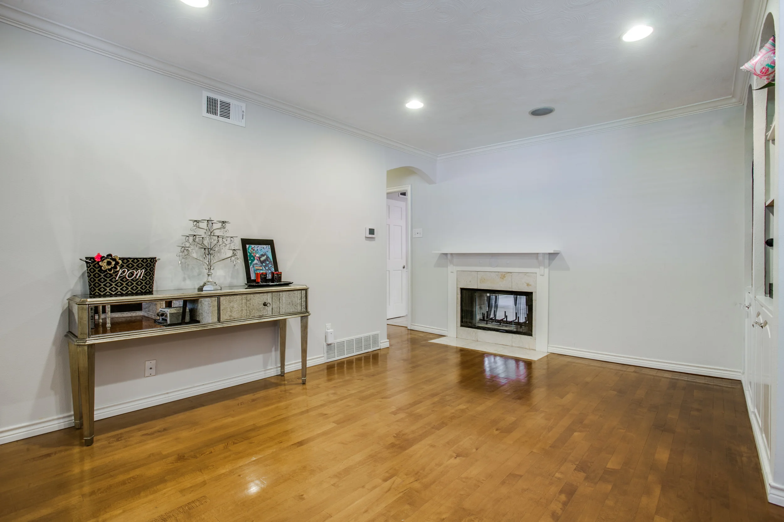 11691-rogue-way-dallas-tx-High-Res-5.jpg