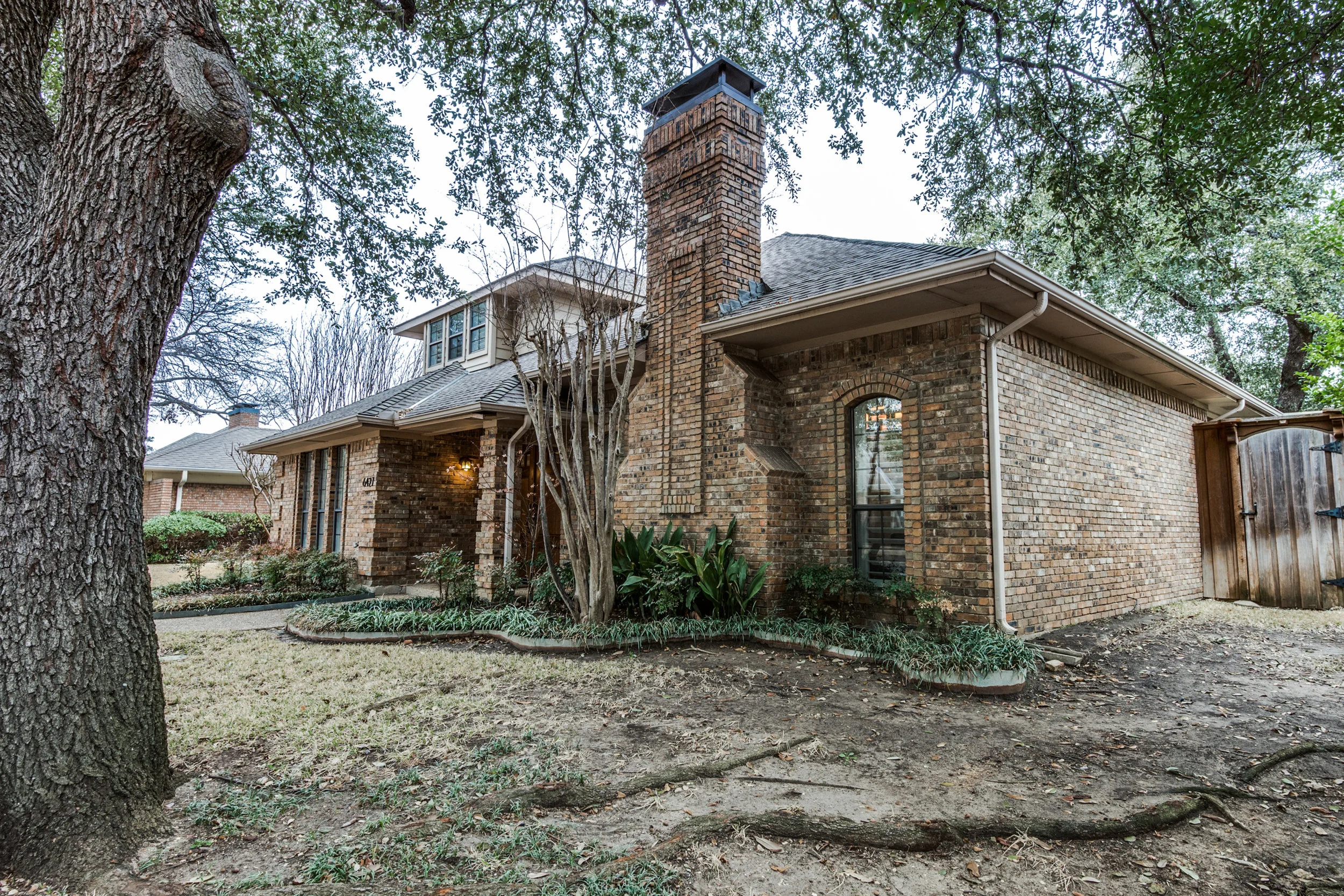 6427-brook-lake-dr-dallas-tx-High-Res-2.jpg