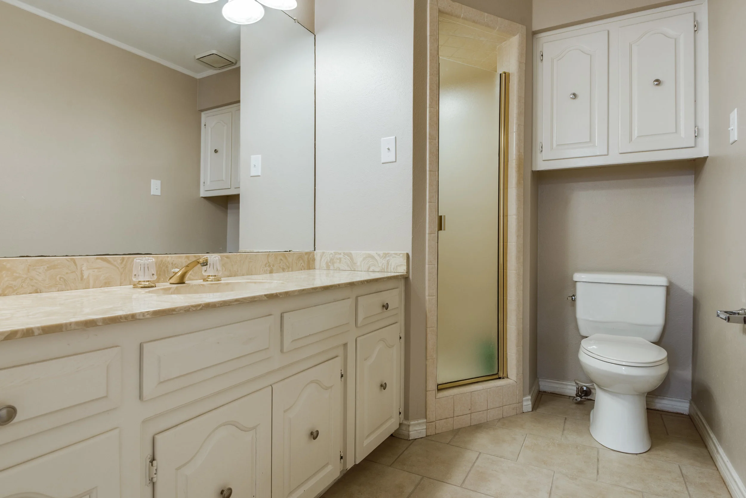 6427-brook-lake-dr-dallas-tx-High-Res-25.jpg