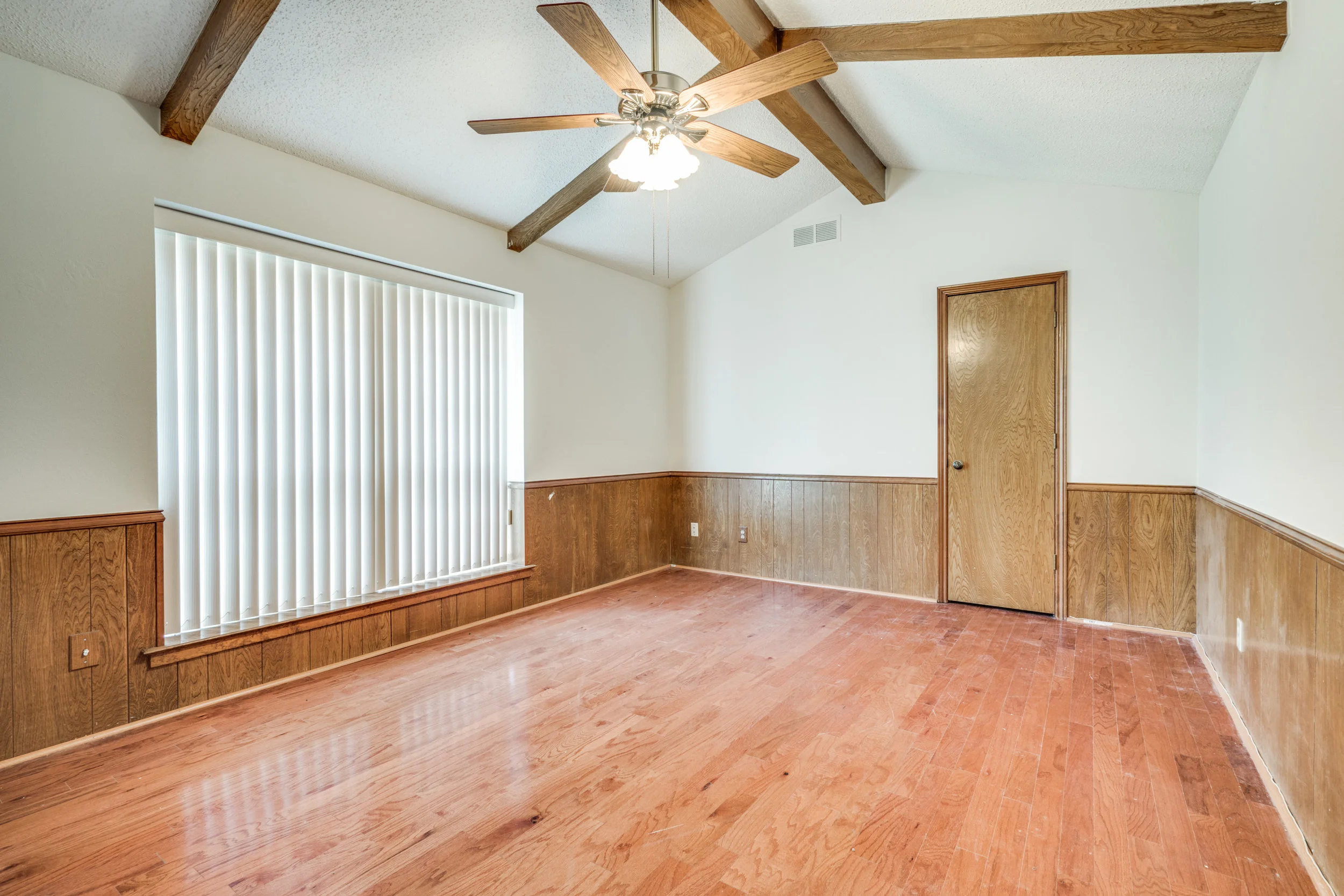 6920-middle-cove-dr-dallas-tx-High-Res-22.jpg