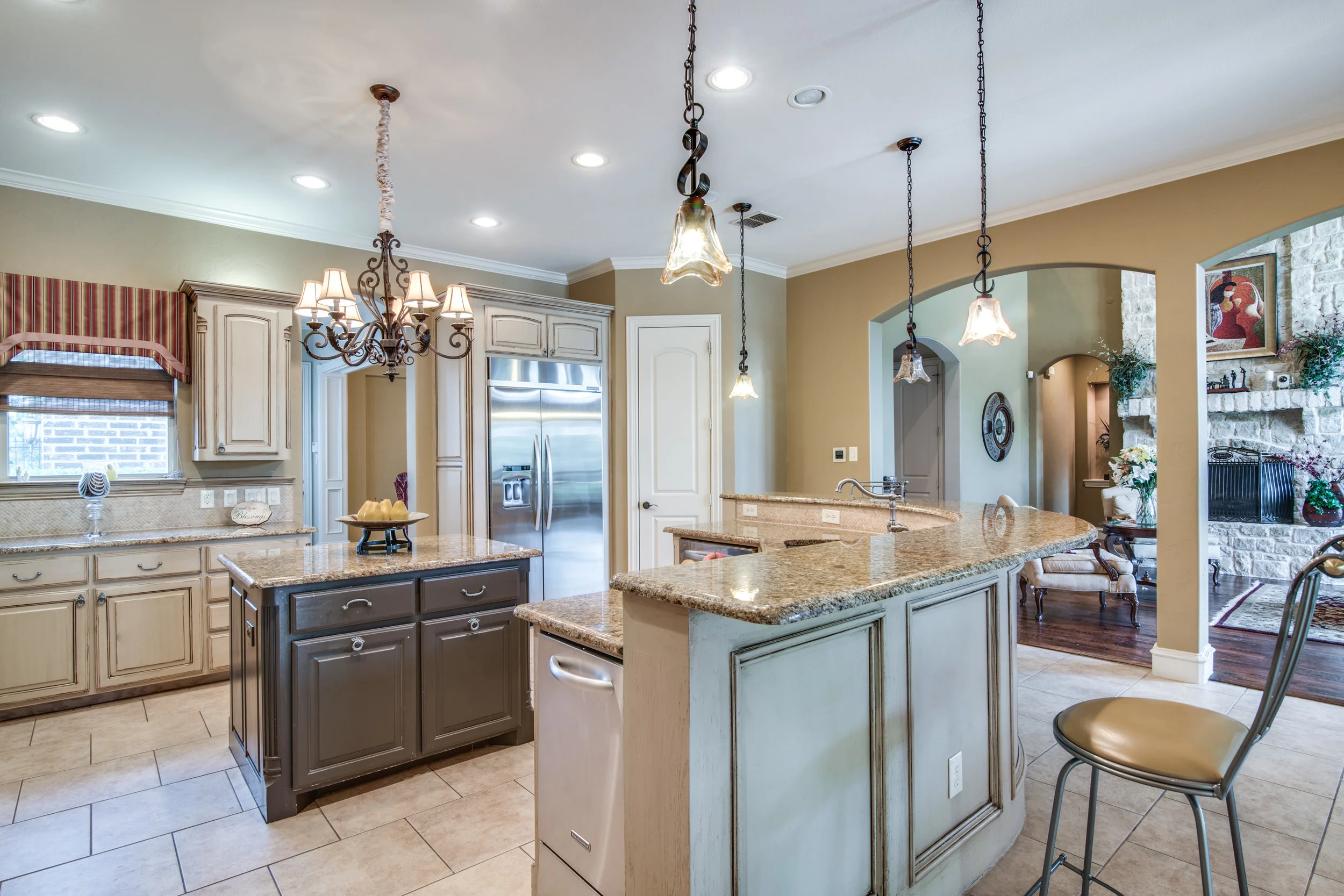 4120-castle-bank-ln-frisco-tx-1-High-Res-8.jpg